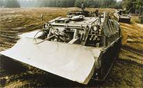 Descrio: Descrio: Challenger Armoured Repair and Recovery Vehicle (CRARRV) 